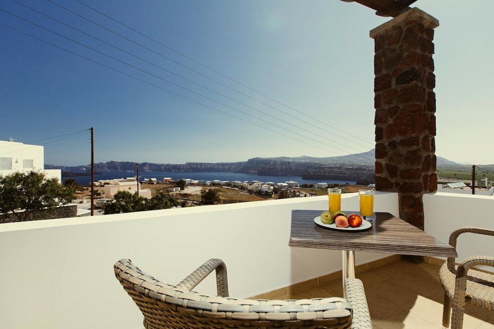 Фото Aelia Suites