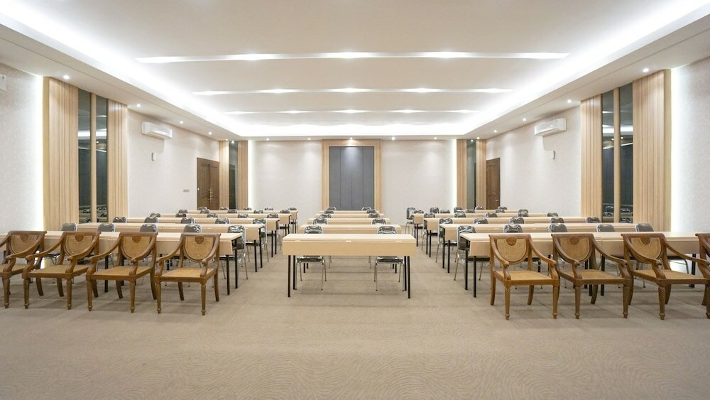 Фото Shanaya Resort Malang