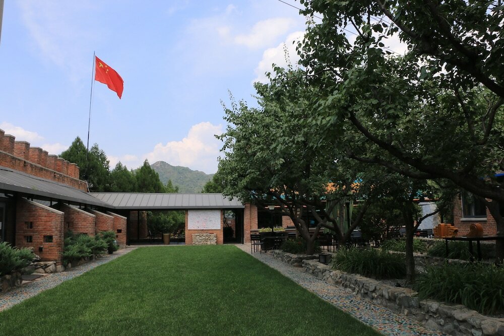 Фото Brickyard Retreat at Mutianyu Great Wall