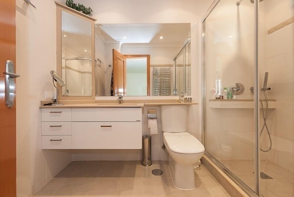 Фото Great Villa Close To Beach - Marbella