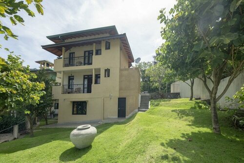 Гостиница Melheim Kandy Villas