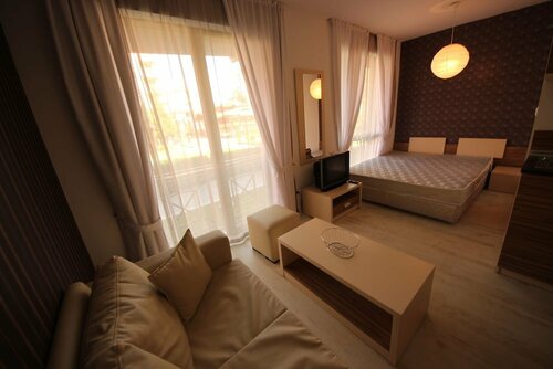 Гостиница Menada Rainbow Apartments в Солнечном Береге