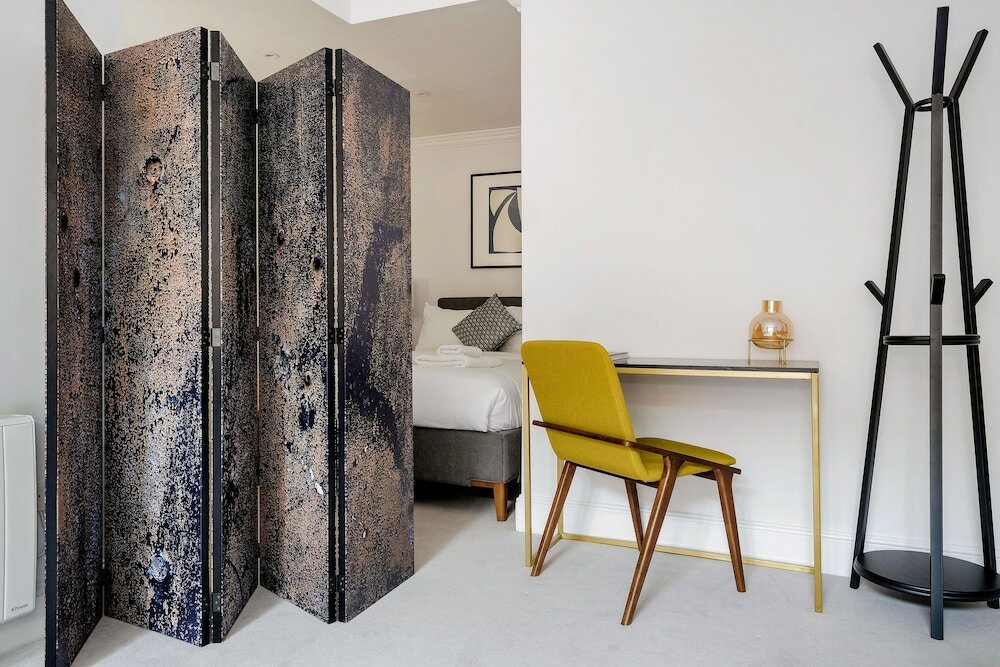 Фото 3 Sloane Gardens by UnderTheDoormat