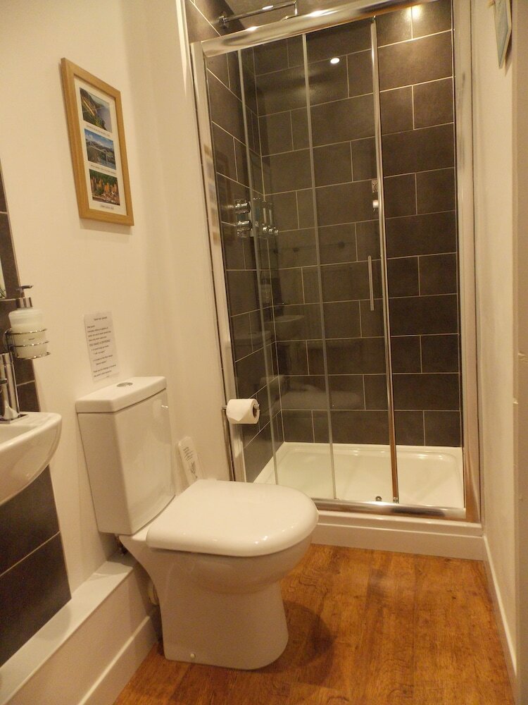 Фото Craig Eithin B & B Holyhead