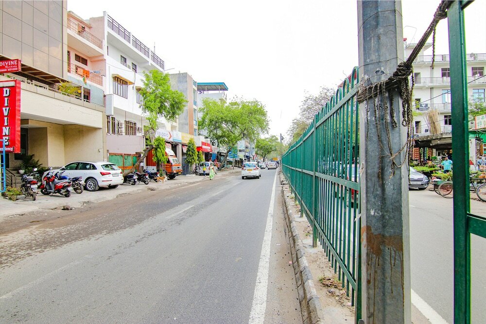 Фото Fabexpress The Divine Residency