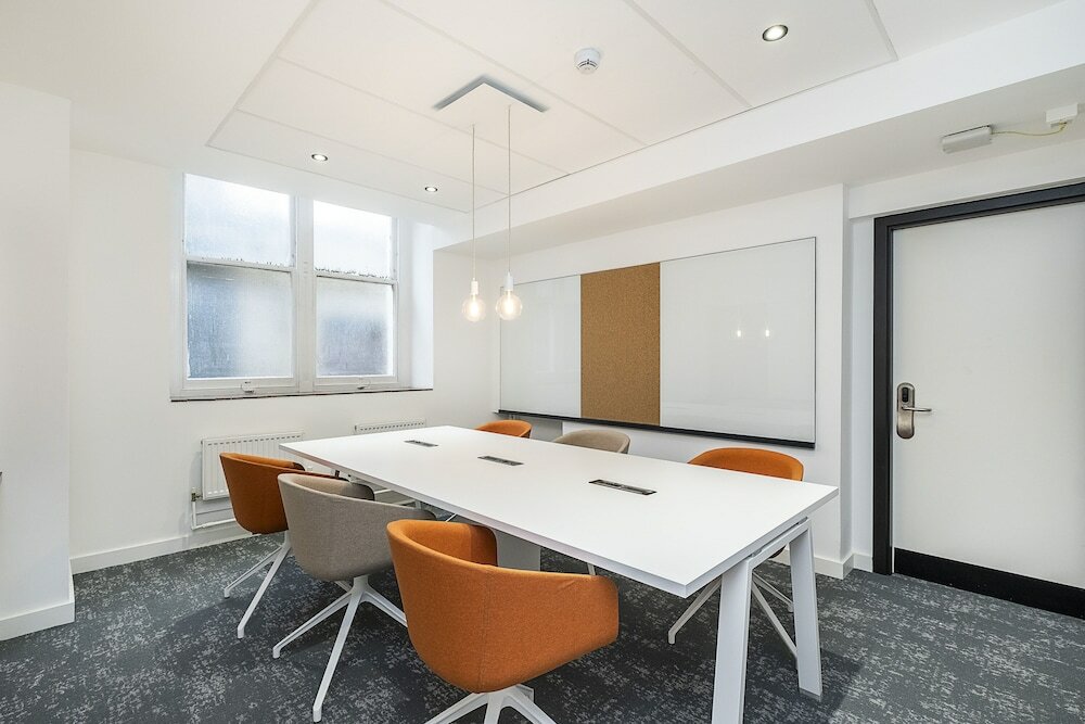 Фото Modern Rooms - London