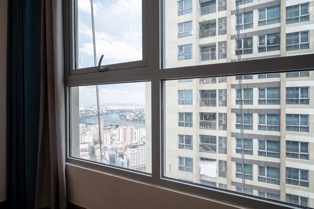 Фото Luxury Landmark - Linh's Apartment