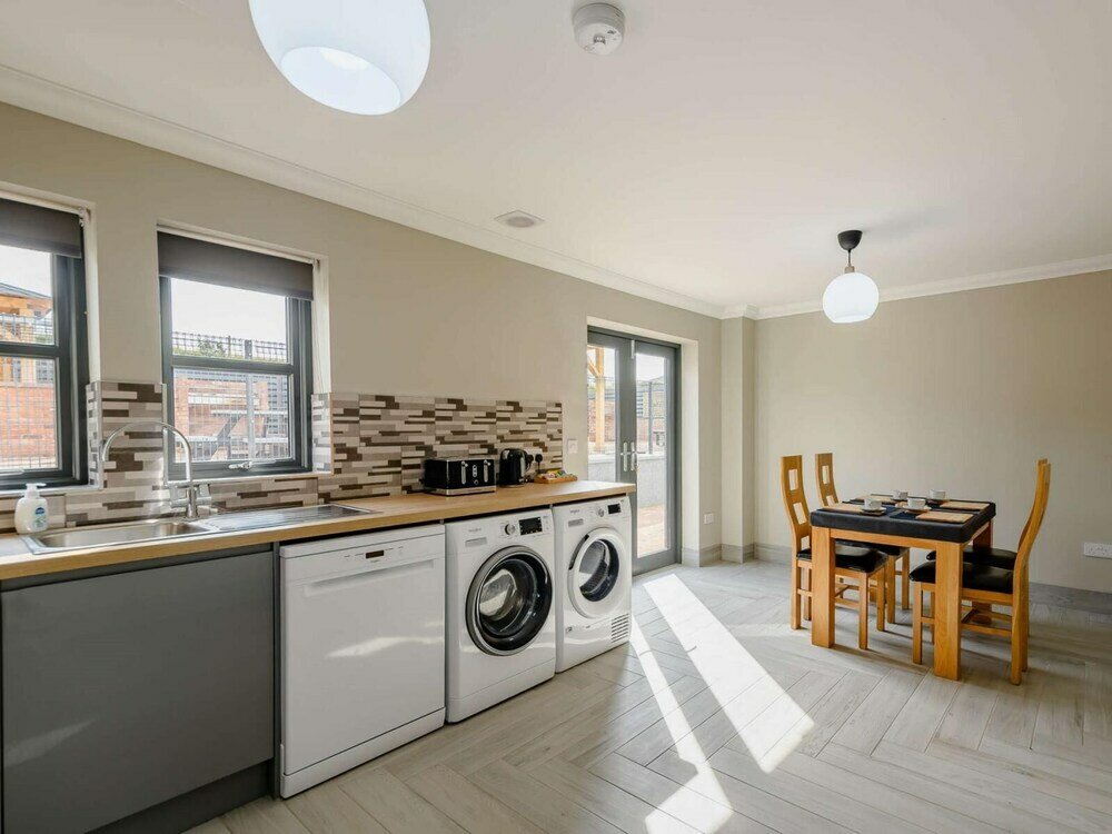 Фото Westertonhill Holiday Lodges