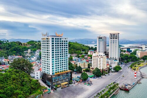 Гостиница Muong Thanh Grand Bai Chay Hotel в Халонге