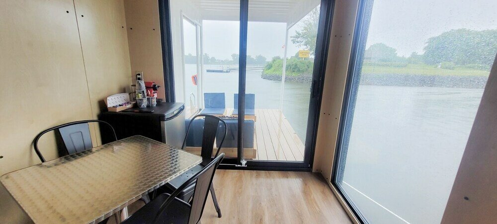 Фото Flotel St-Jean-Sur-Richelieu