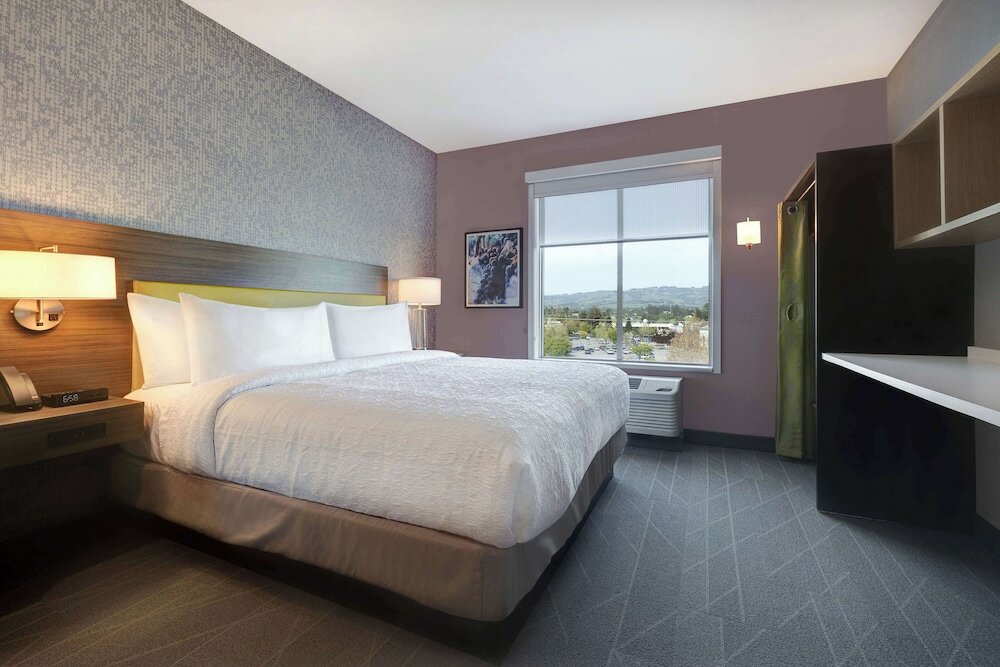 Фото Home2 Suites by Hilton Petaluma