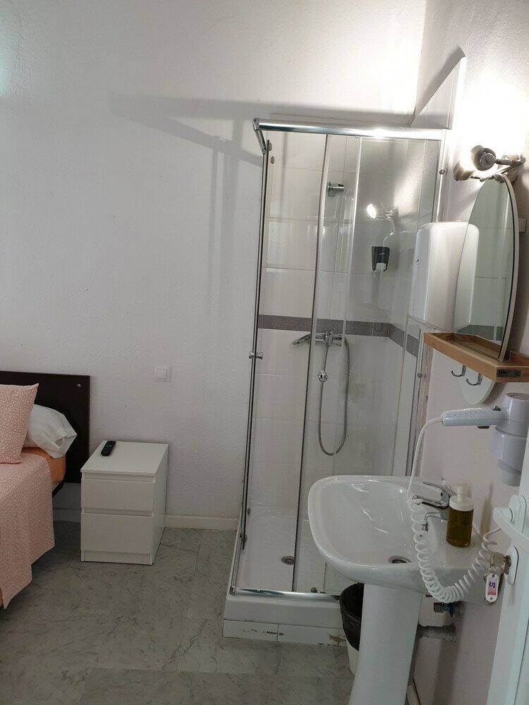 Фото Hostal Plaza Luna