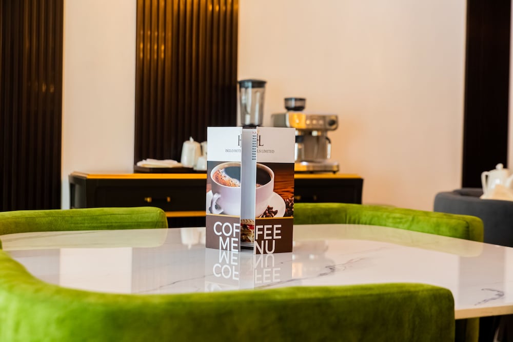 Фото Isglo Hotels Ikoyi