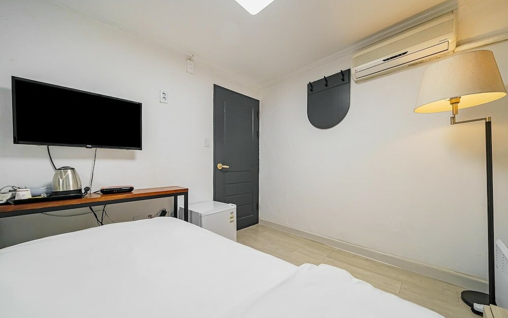 Фото Yeongdeungpo Must Stay Seonyudo