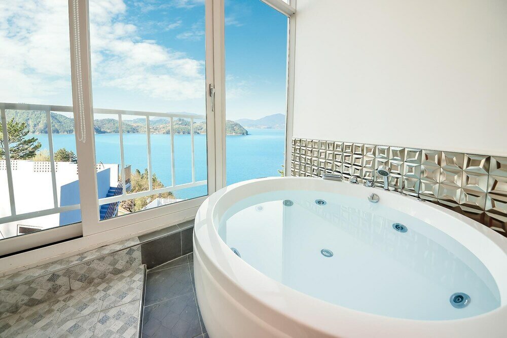 Фото Yeosu Nangman Pension