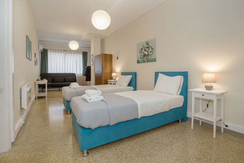 Фото Central apartment on pedestrian street