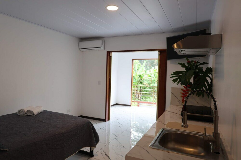 Фото Caribbean Dream Hotel