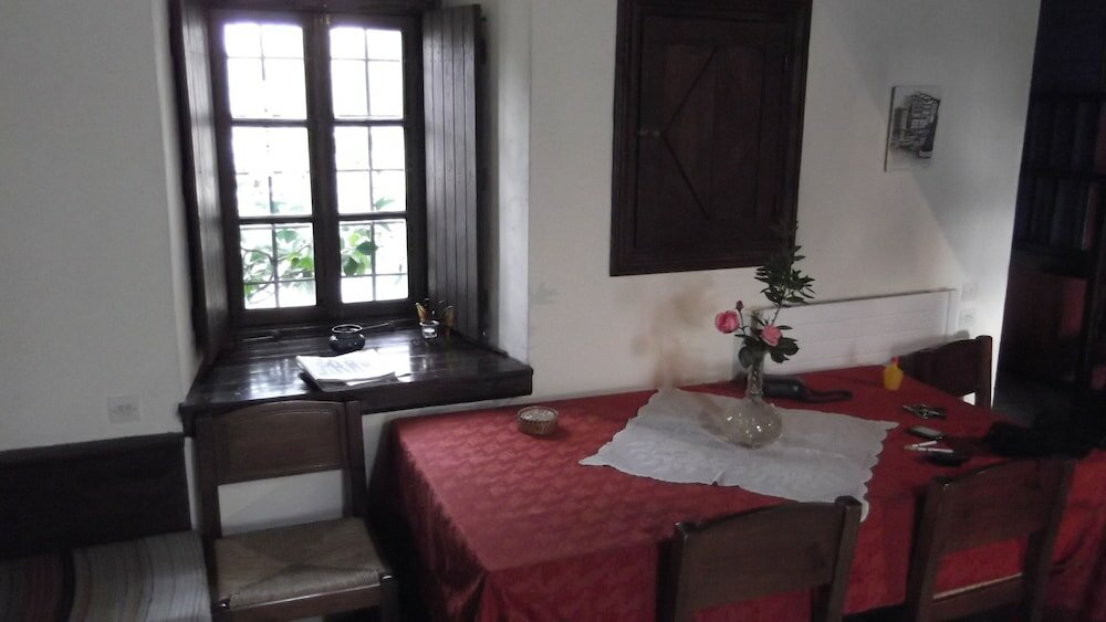 Фото Traditional Guest Home Dimou