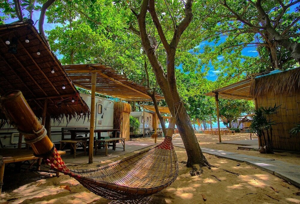 Hotel Beach House Camp, Pattaya, photo