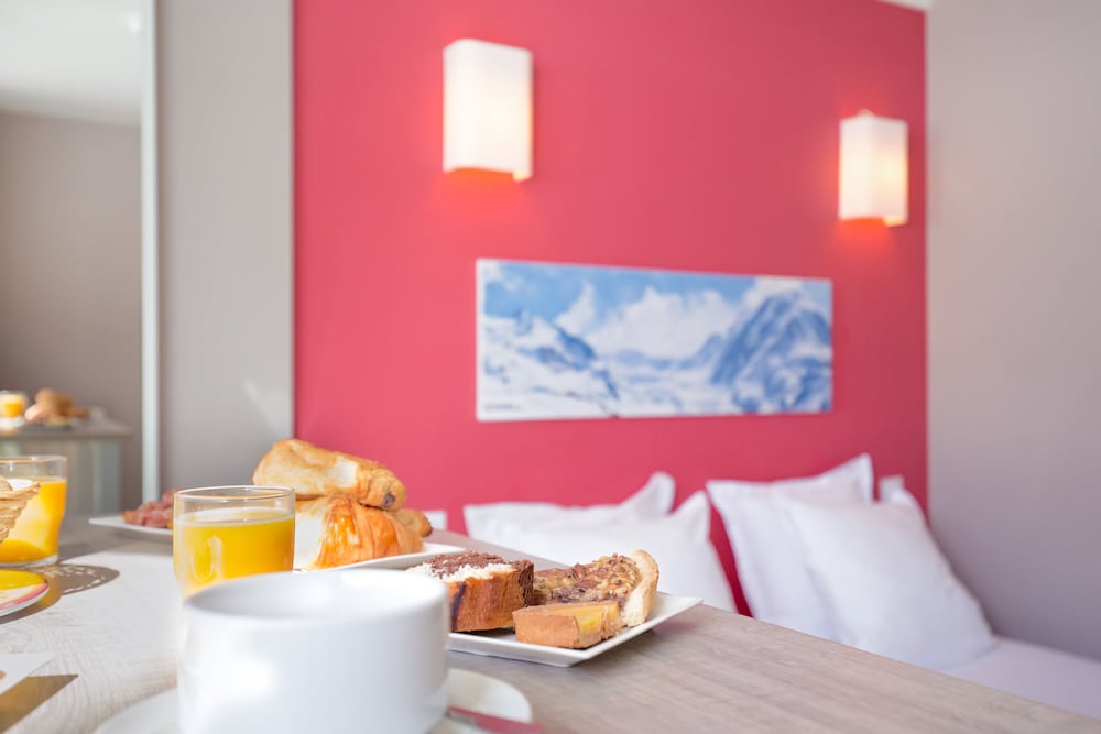 Фото Sowell Residences New Chastillon