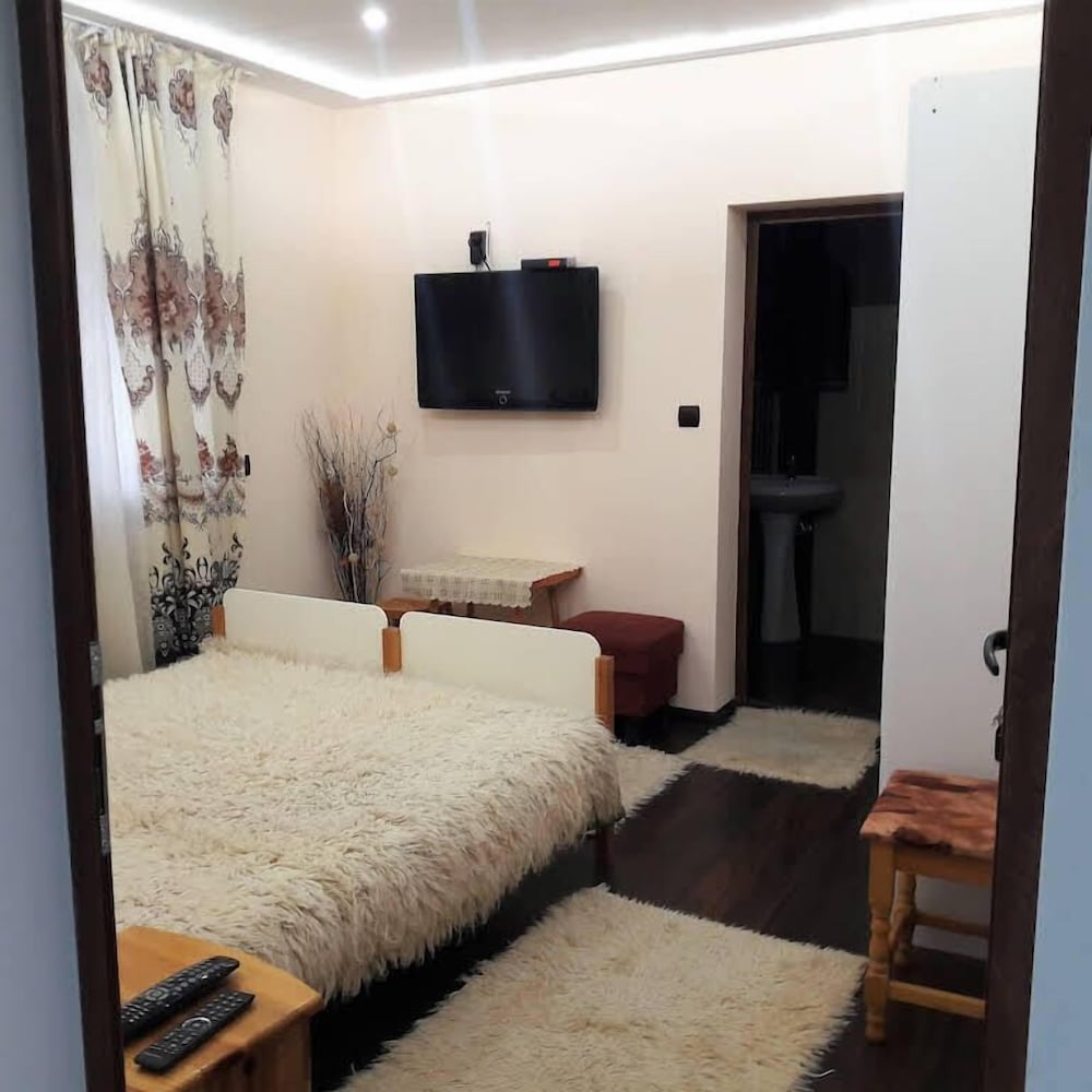 Фото The Sharkov House