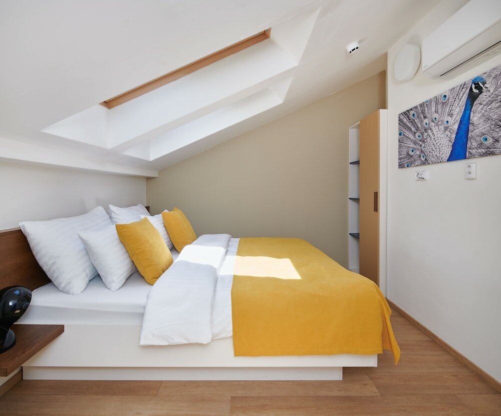 Фото City Nest Apartments by Adrez Living