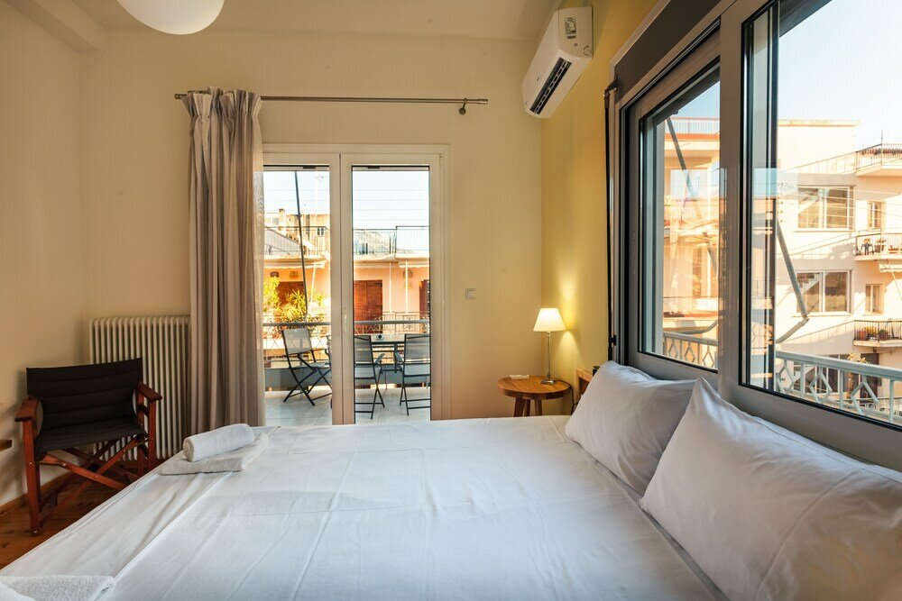 Фото Upscale Modern Escape in the Historic Center