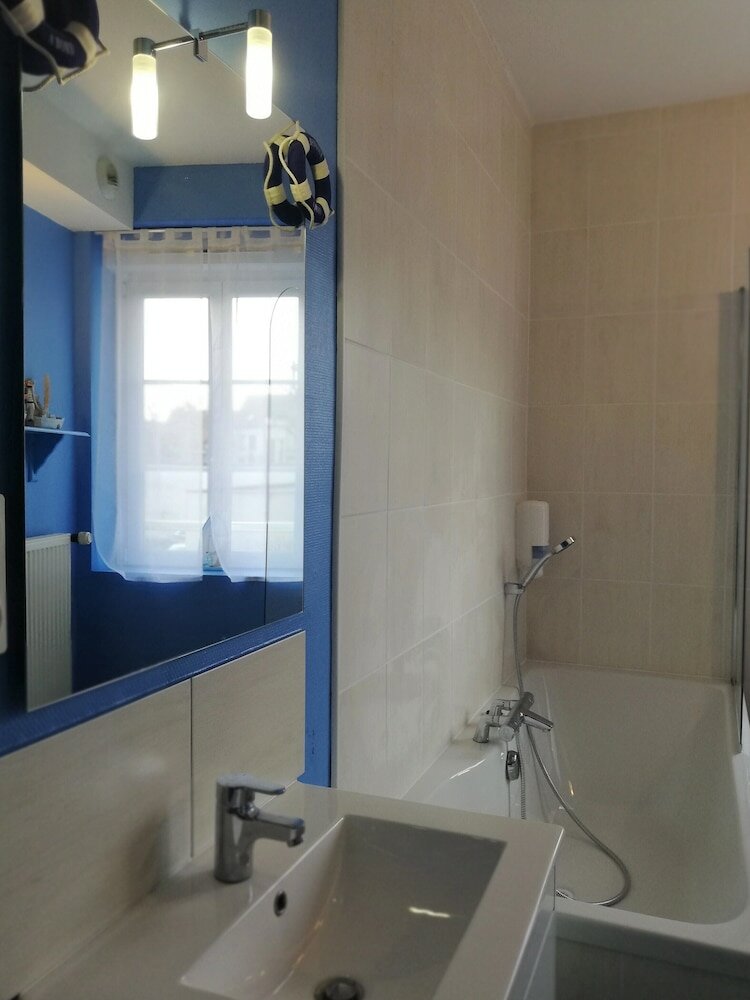 Фото Hôtel Les Jardins Dunkerque center