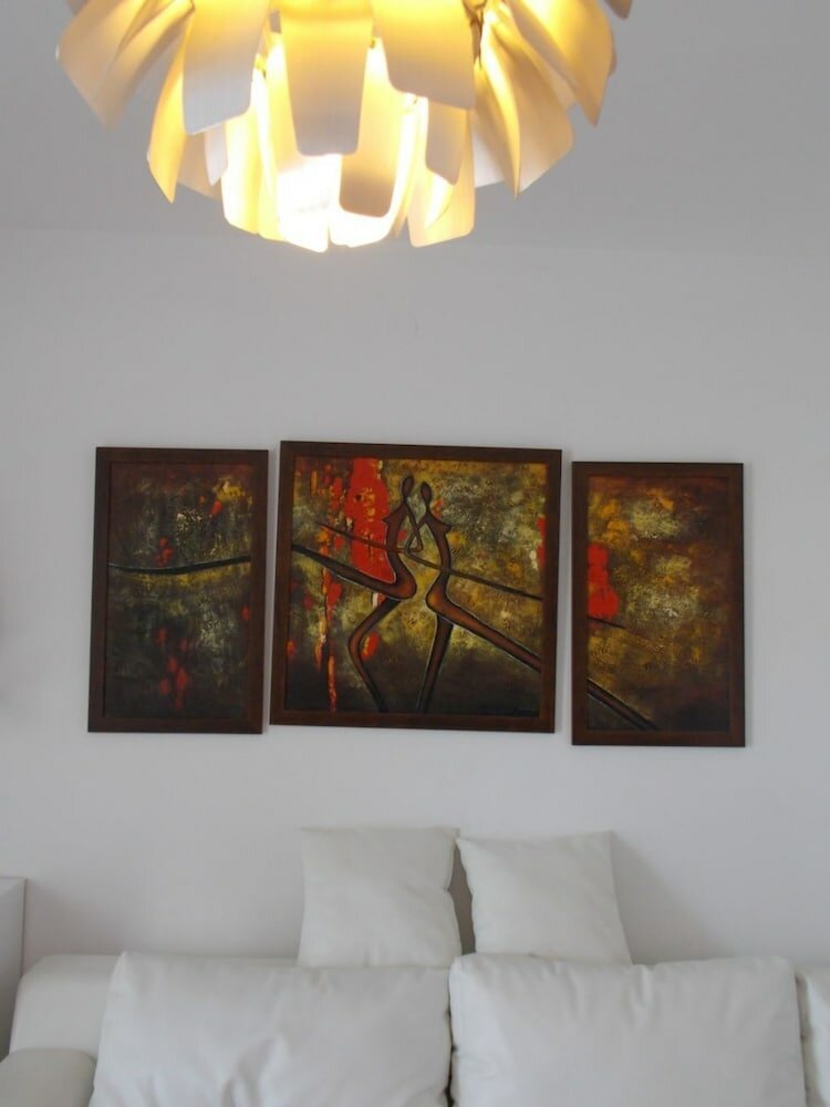 Фото Markle - Swimming Pool and Sunbeds - A6