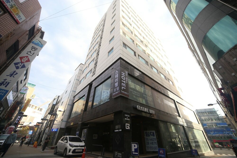 Фото Staywell Hotel