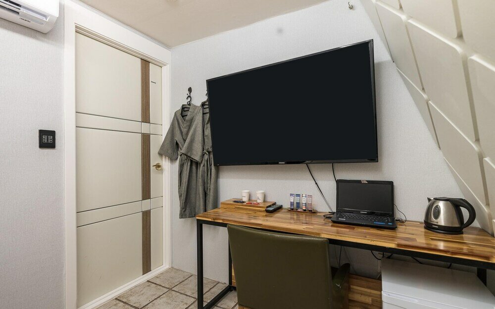 Фото Shinchon Alley