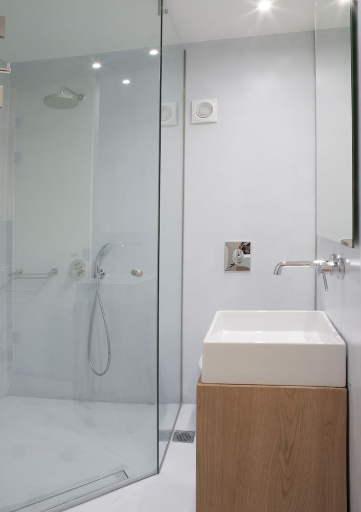 Фото Aethrion Boutique Homes