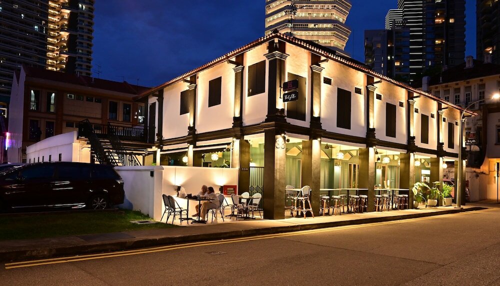 Фото отеля 1