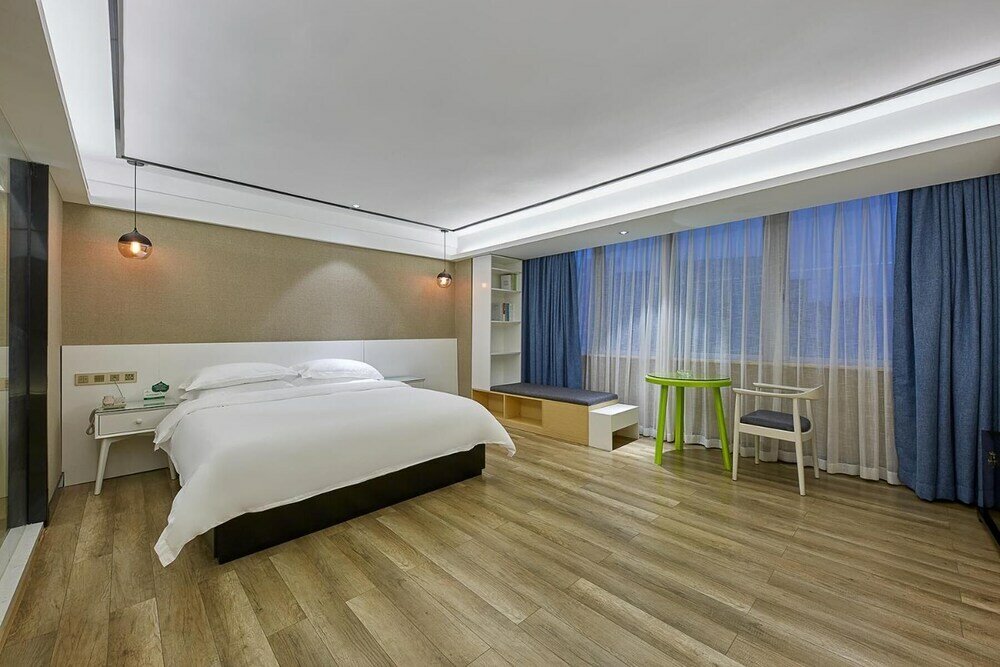 Фото Kaiserdom Hotel