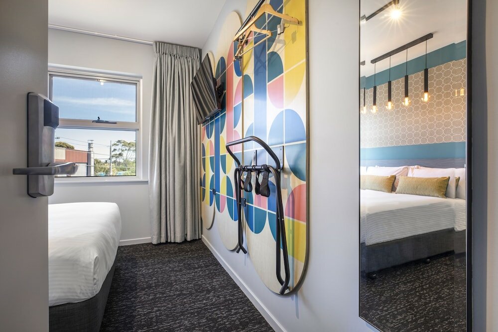 Фото Royal Hotel by Nightcap Social