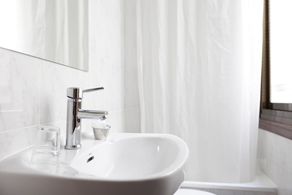 Фото Hostal Hispano Gran Vía