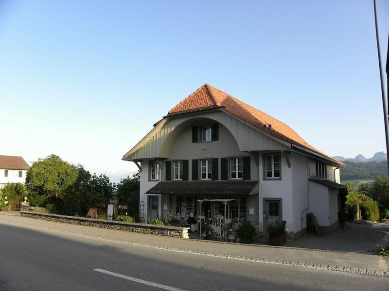 Гостиница Cottage Holiday B&b Gantrisch