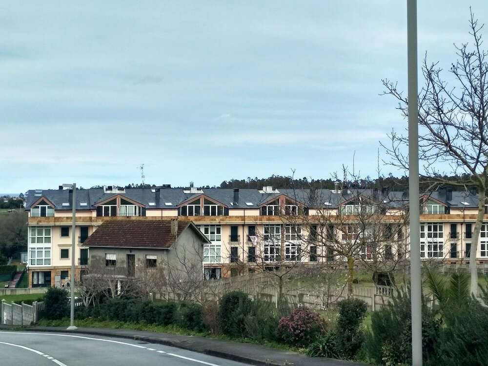 Фото Apartamentos Barreiros 3000