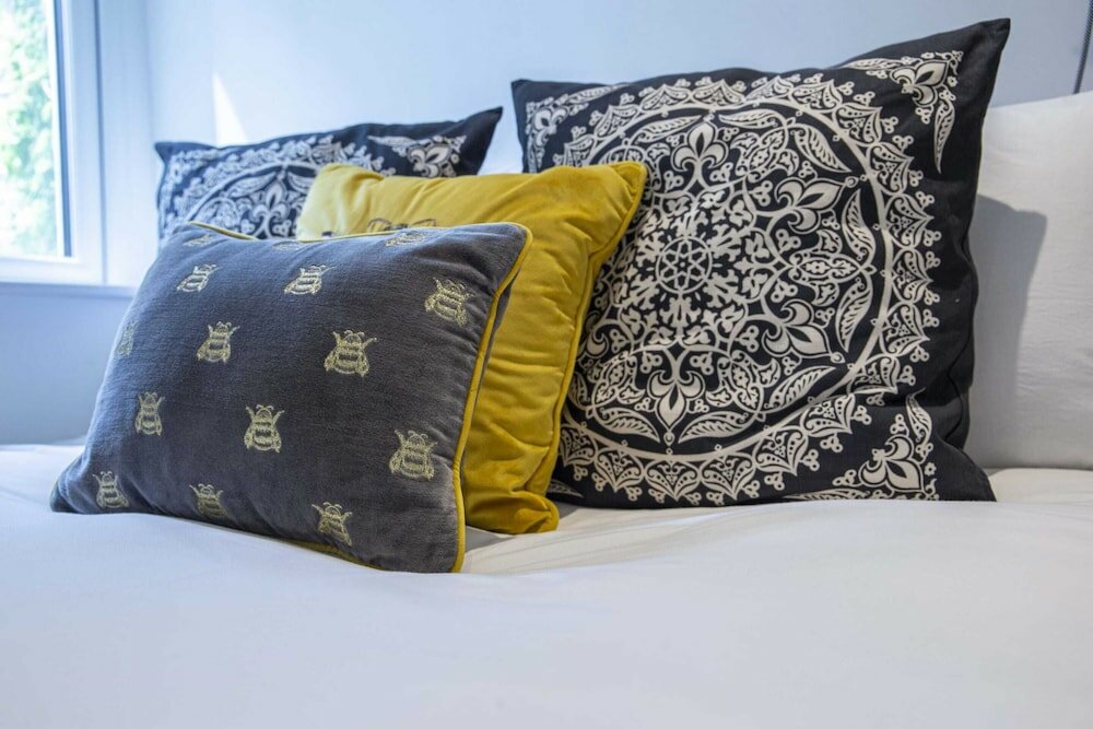 Фото Bright Chelsea Garden Nest