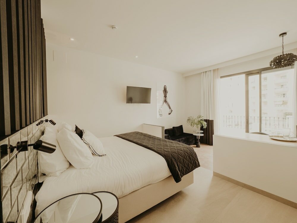 Фото Comfy Studios