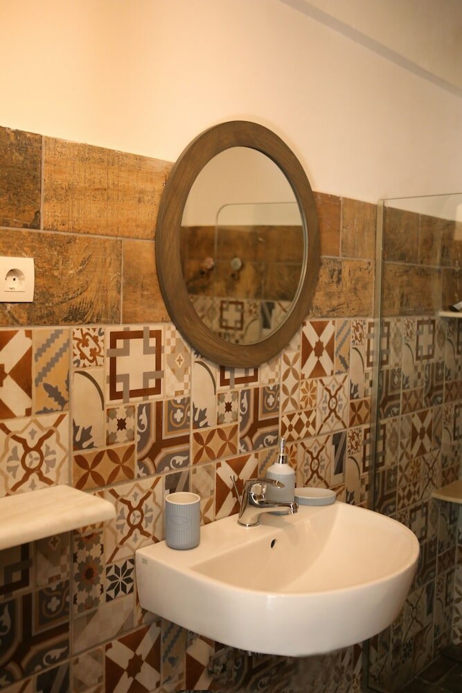 Фото Captain Ikaros