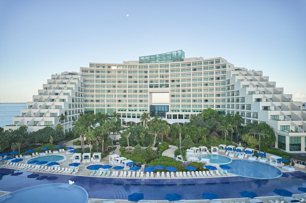 Фото Live Aqua Beach Resort Cancún - Adults Only - All Inclusive