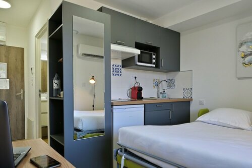 Гостиница Résidence Easy Lodge в Аяччо