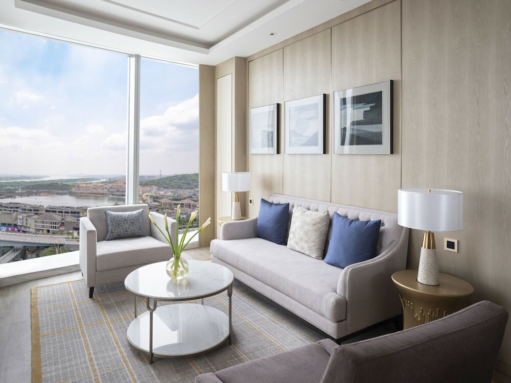 Фото Langham Place Changsha