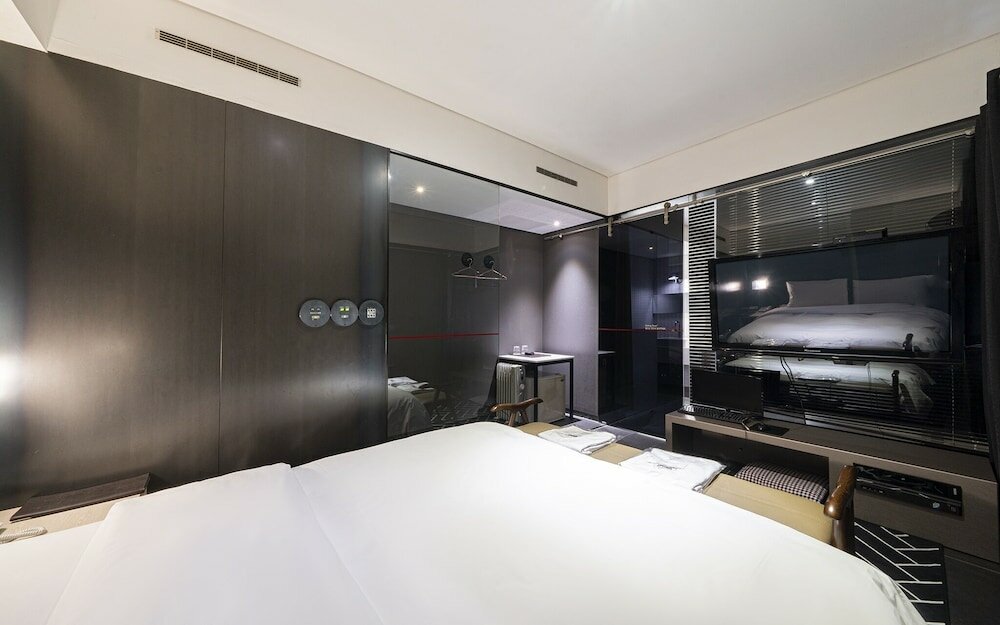 Фото Yeoksam Bare