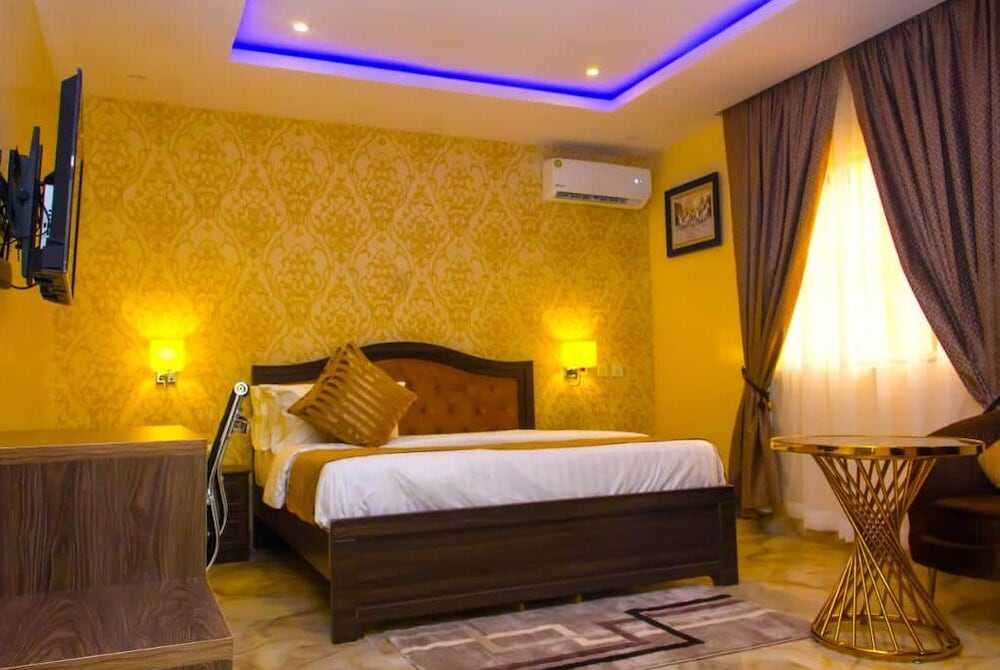 Фото Erith Apartments and Suites