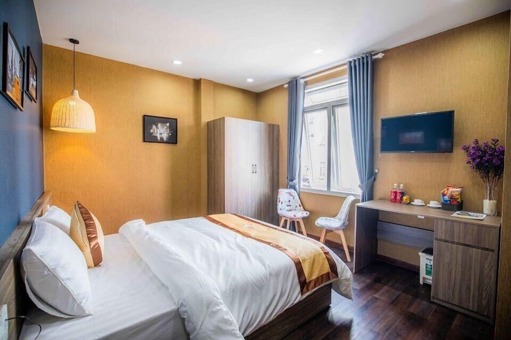 Фото Hoa Sen Hotel 103