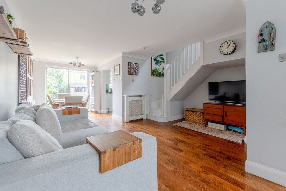 Фото Serene and Spacious 2 Bedroom House in South Wimbledon