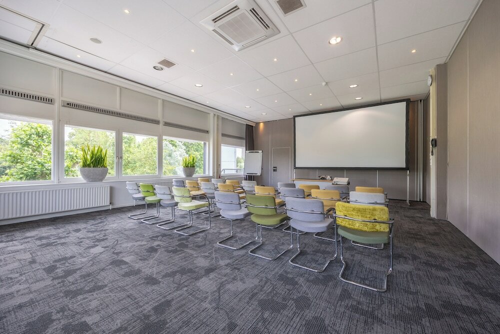 Фото Rotterdam Airport Hotel, Bw Signature Collection