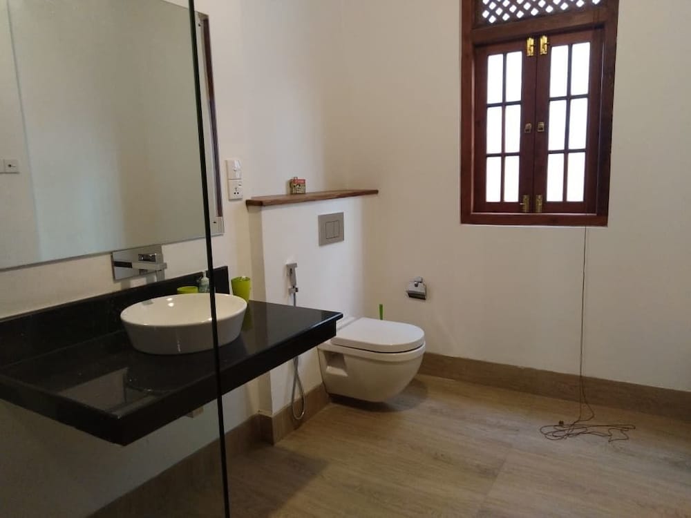 Фото Niluka Stay Home